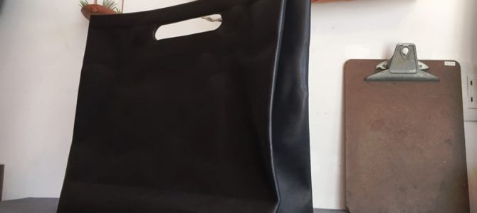 続くセミオーダー 続くセミオーダー