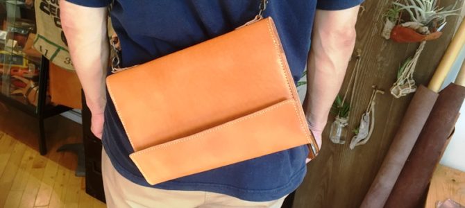 ショルダー付きの台本カバー